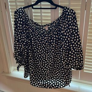 Black and white blouse from J.Crew can be worn on shoulder or off shoulder